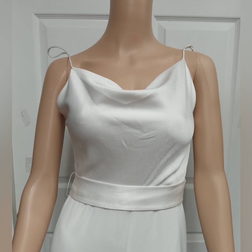ALICE + OLIVIA
Primrose draped satin-paneled crepe halterneck jumpsuit - Picture 2 of 7